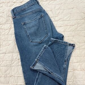 Mid-rise skinny jeans